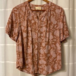 Universal Thread Top - Size M